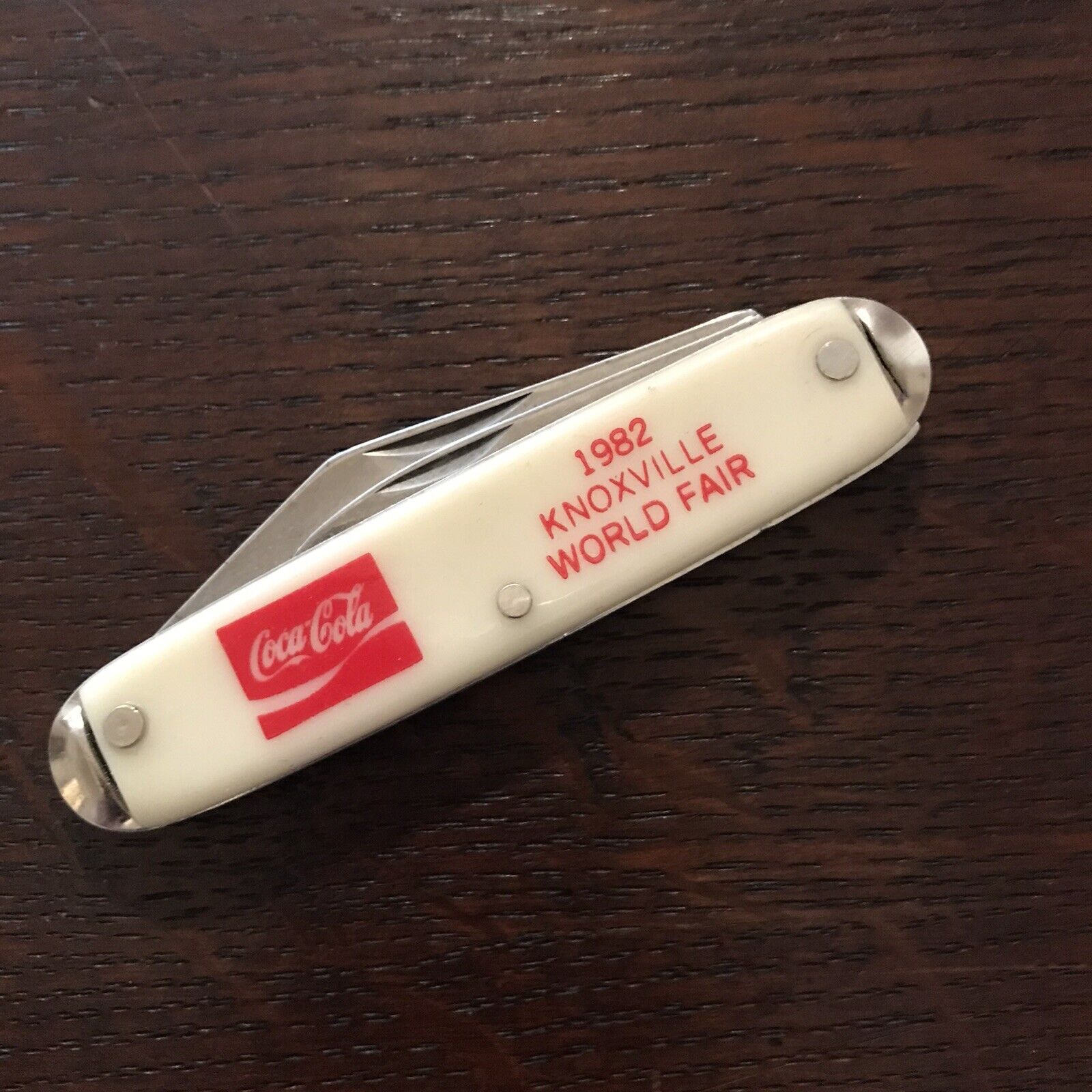 1982 World Fair Knoxville Tennessee Coca-cola Souvenir 2 Blade Pocket Knife