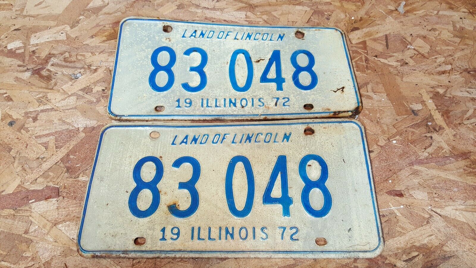 1972 Illinois License Plate Pair Classic Car Man Cave